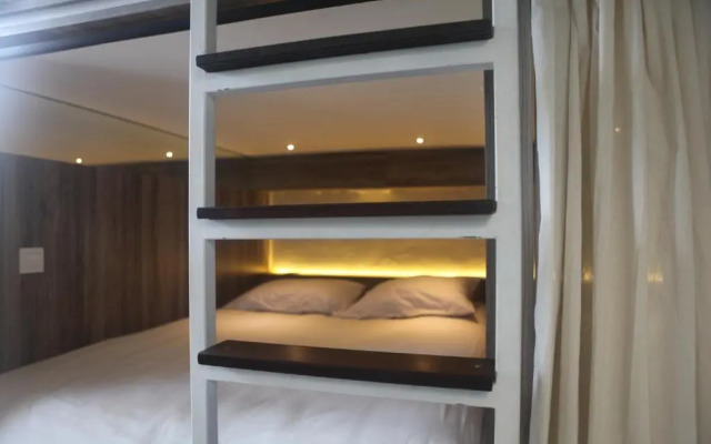 The Hide Hostel at Canggu - Adults Only