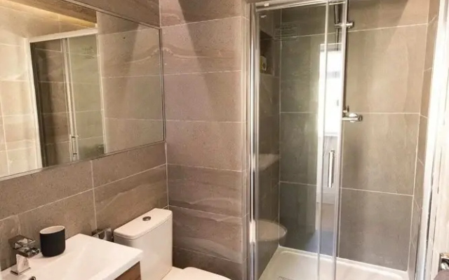 Spacious 1 Bedroom Apartment in Rathmines