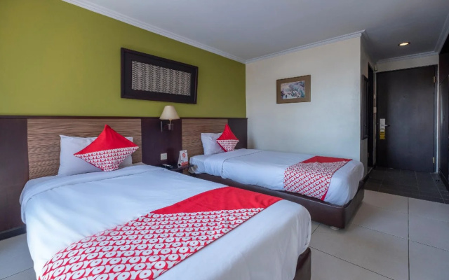 Losari Metro Hotel