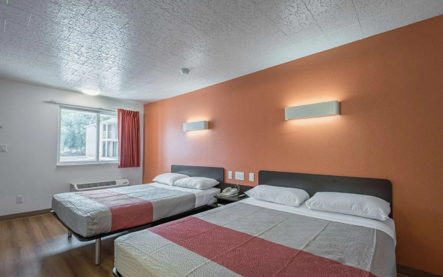 Motel 6 Fallon, NV