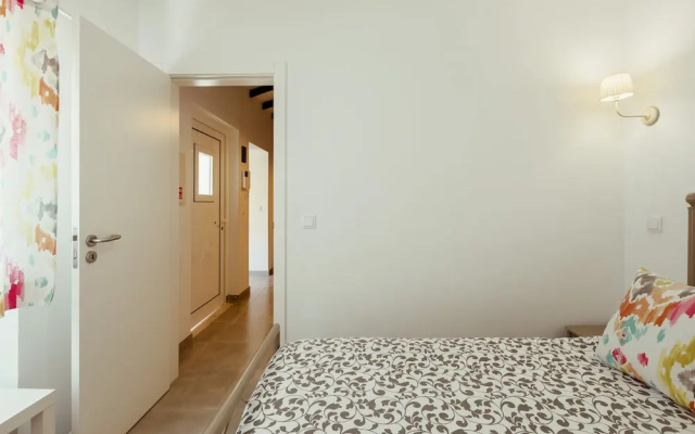 Alges Village 4 by Lisbon-Coast vacation