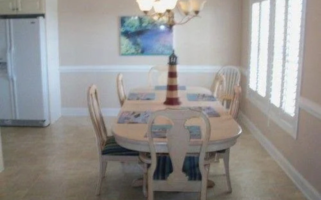 A Seacret Hideout - 6 Br Home