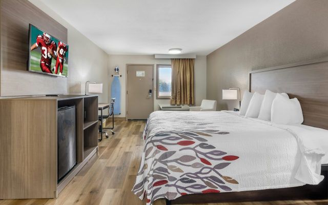 Red Roof Inn Staunton