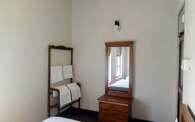 Отель Aqua Front Yala Resort комната для гостей