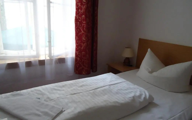 Hotel Adam