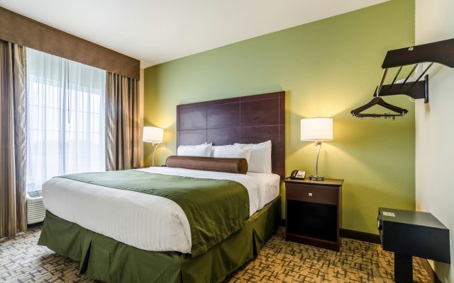Cobblestone Hotel & Suites - McCook