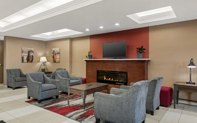 Best Western Plus Red Deer Inn & Suites