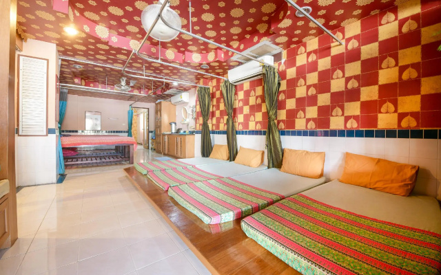 Saithong Place Hotel