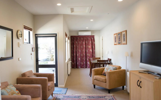Websters on Wanaka Lodge & Apartments
