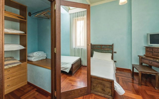 Beautiful Home in Lecce LE With Wifi and 2 Bedrooms