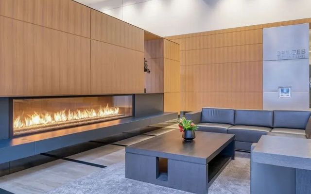 Contemporary Apartments by Barsala