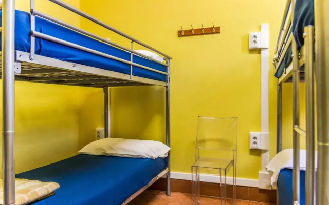 Hostel Santa Monaca