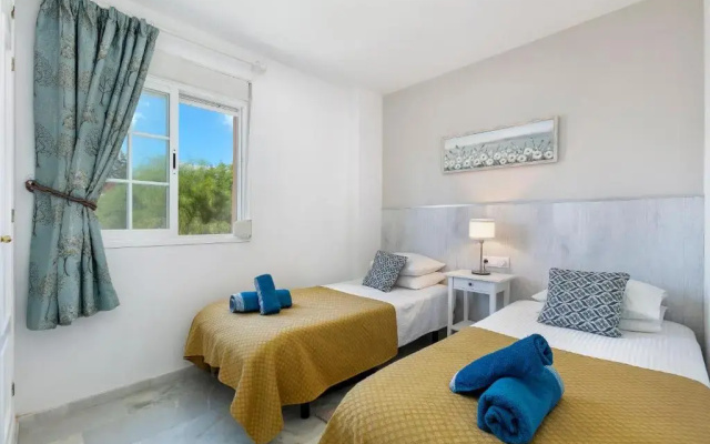 Stunning apartment metres from the beach - RDR222