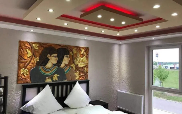 Hotel Babylon