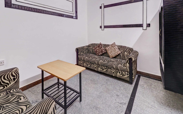 Super Collection O Sabharwal Residency Near Lalbagh Botanical Garden