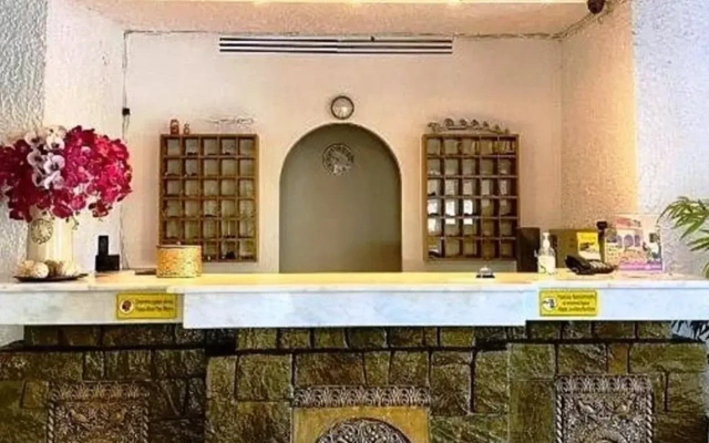 Karteros Hotel