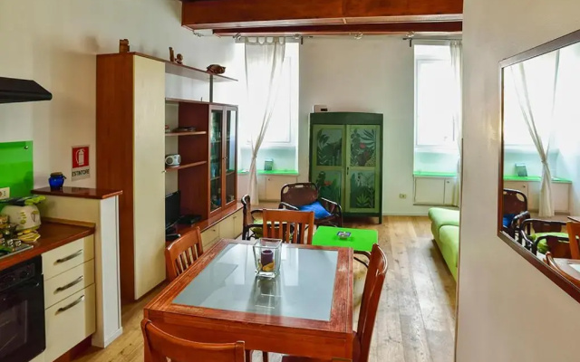 the blu and green apartment