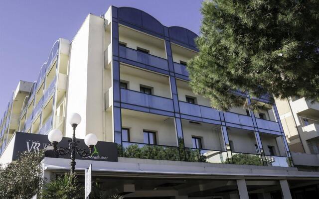 Hotel Villa Rosa Riviera вид на фасад