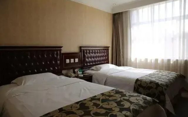 Dunhua Eastern Business Hotel