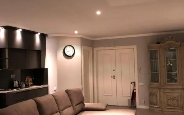 MAGNOLIA220