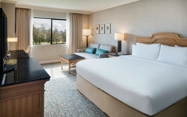 DoubleTree by Hilton Hotel Sonoma Wine Country