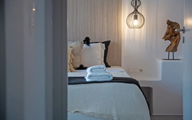 Nur Mykonian Suites