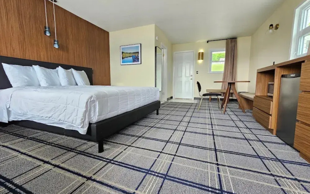 The Hotel Laurel at Seneca