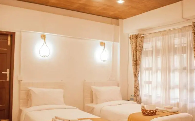 MOCAHM Hotel