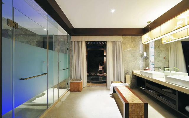 Narada Resort and Spa Perfume Bay