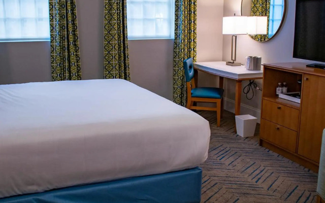 Centennial Plaza Resort Gulfport