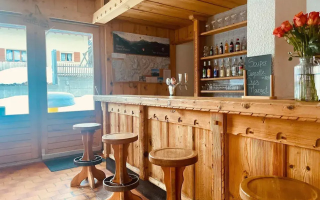 Auberge les Charmettes
