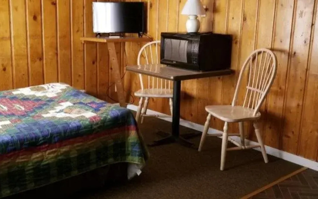 Little River Motel