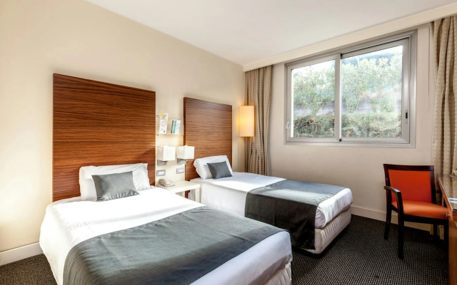 La Meridiana Bleisure Hotel