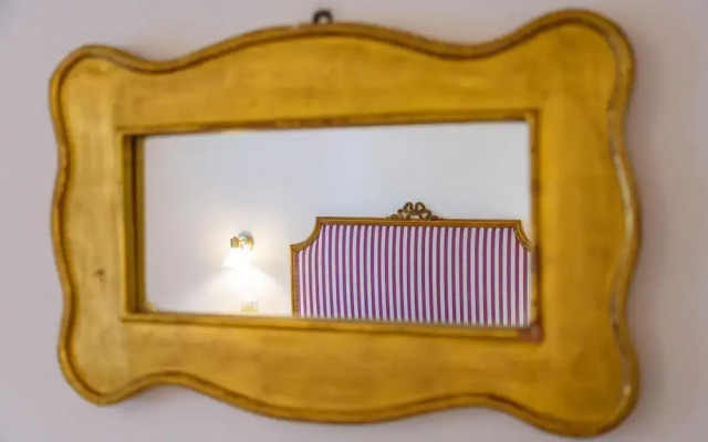 Lovely Frame in Naples