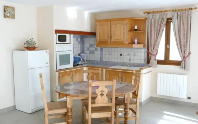 Apartment With one Bedroom in Saint-crepin, With Wonderful Mountain Vi