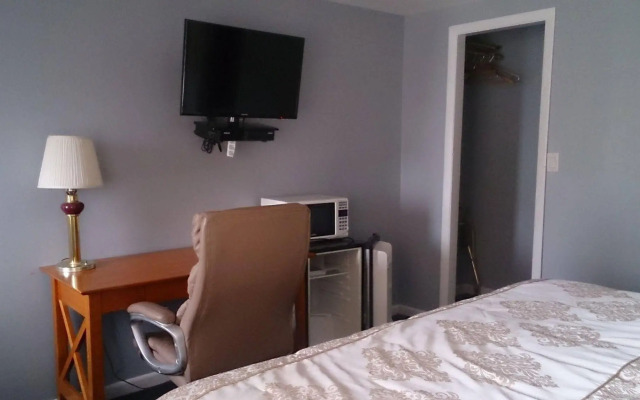 Hitching Post Country Motel