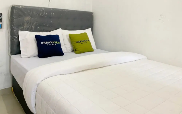 Urbanview Hotel Permata Syariah Garut