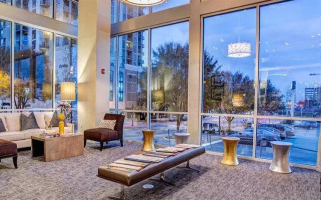 1505 Demonbreun By Sitsquare Suites