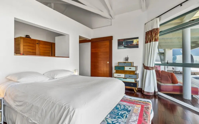 3BR Villa M Mento With Infinity Pool