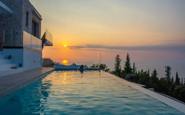 Mandevilla Hillside Luxury Villas