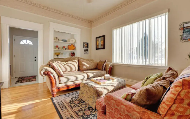 'the Diamond Bungalow' - Cozy Caldwell Home!