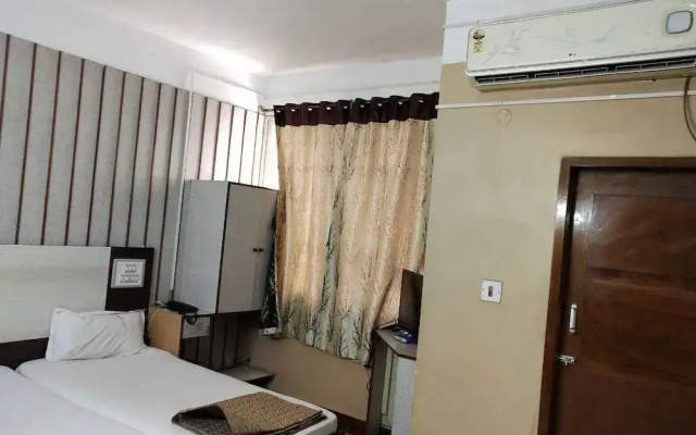iROOMZ Hotel Abhiman