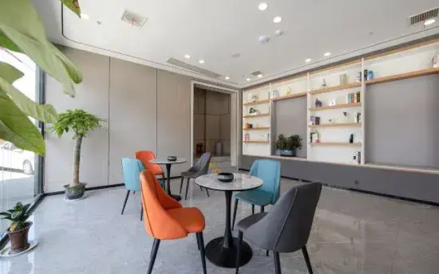 GreenTree Inn  (Huaibei Nanli ChengDe Road East BeiJing RoadExpressHotel)