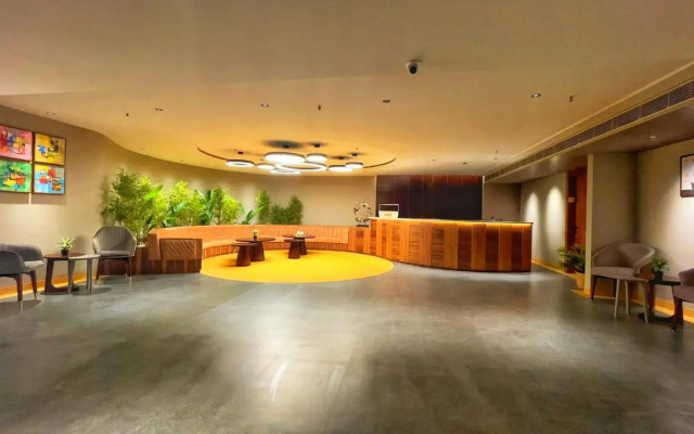 Hotel KLB Grand