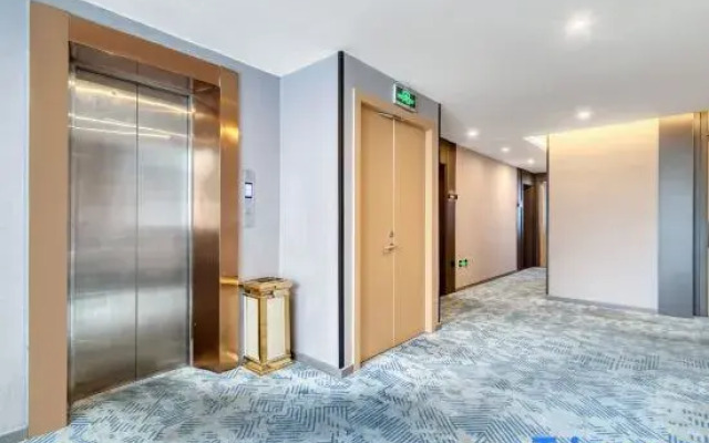 Quzhou Suofei'er Hotel (IFC Shuiting Gate)