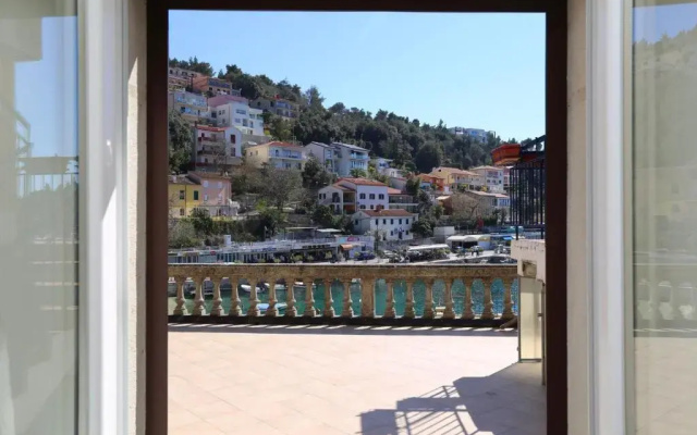 Apartment Riva 1001