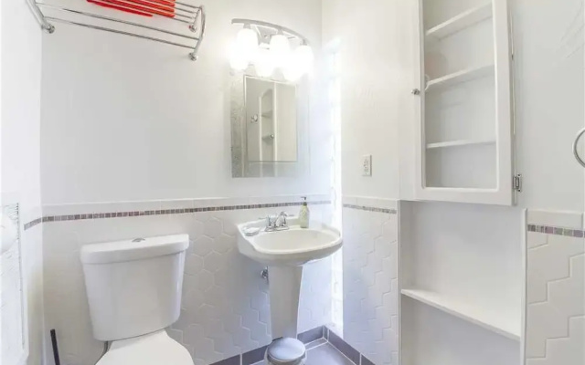 Sea Biscuit - Three Bedroom Home