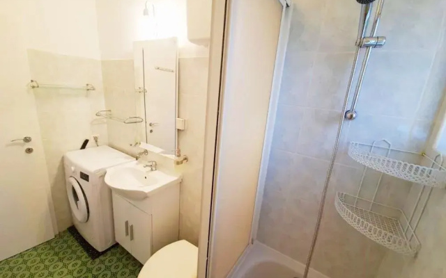 Insideout Apartment