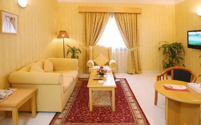 London Creek Hotel Apartments
