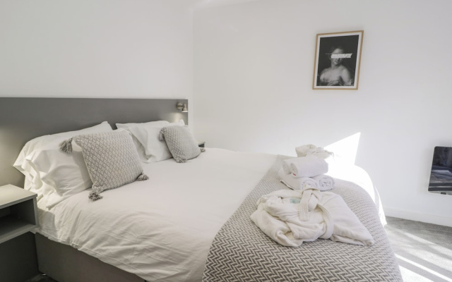 Luxury Lodge 44
